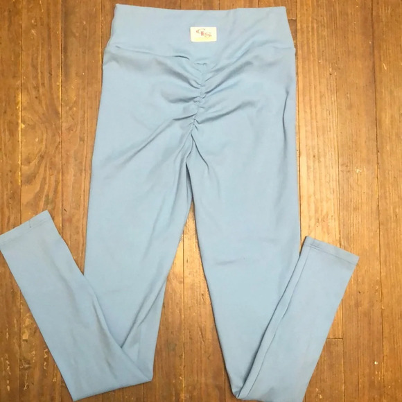 CLS SPORTSWEAR scrunch butt leggings - Picture 3 of 4